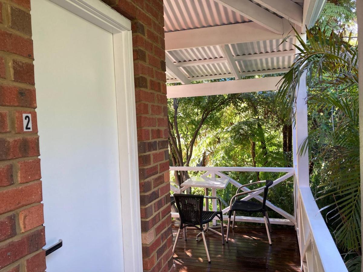 Edge Of The Forest Motel Margaret River Exterior photo