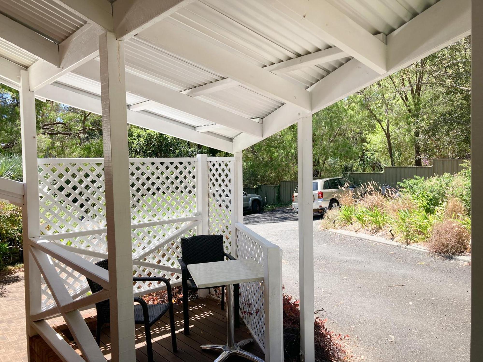 Edge Of The Forest Motel Margaret River Exterior photo