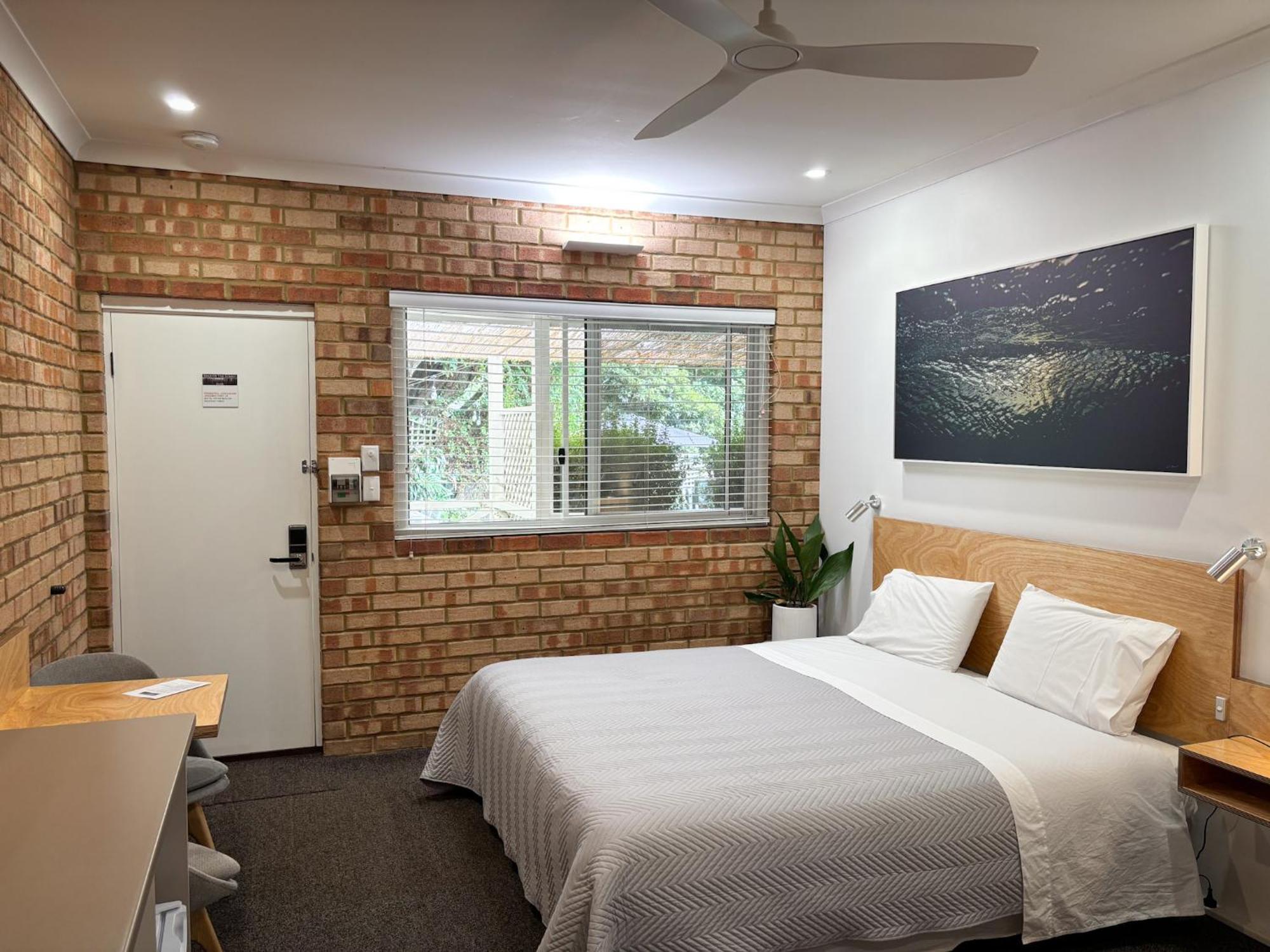 Edge Of The Forest Motel Margaret River Exterior photo